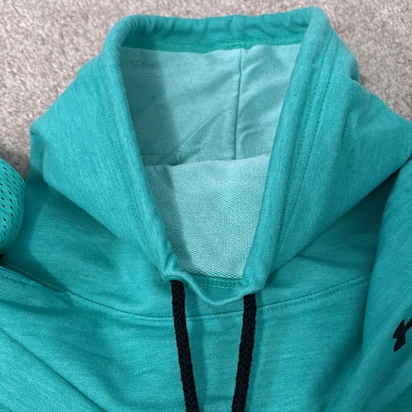 Reebok running hoodie - Picture 4 of 5
